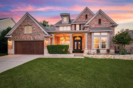957 Fall Creek Grapevine, TX 76051