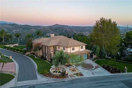 1145 S Tamarisk Dr Anaheim Hills, CA 92807
