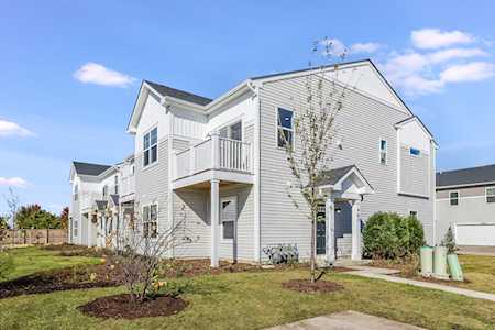 460 Comstock Rd South Elgin, IL 60177
