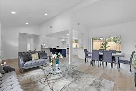 16937 Valle Verde Rd Poway, CA 92064