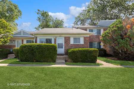 449 Salem Square #449 Bolingbrook, IL 60440