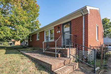 483 Sandalwood Dr Lexington, KY 40505