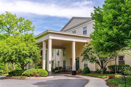 333 Oakwood Avenue Oakwood, OH 45409