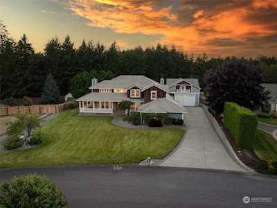 9509 39th Loop NE Olympia, WA 98516