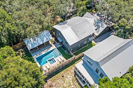 375 Defuniak St Santa Rosa Beach, FL 32459
