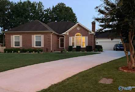 2401 SE Brandywine Court Decatur, AL 35601