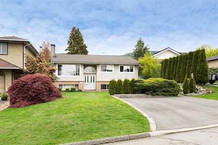 488 W Kings Road North Vancouver, BC V7N 2M3