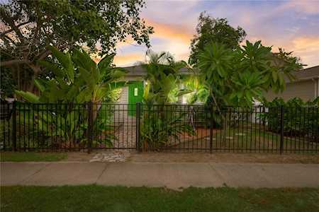 461 27th Ave N St. Petersburg, FL 33704