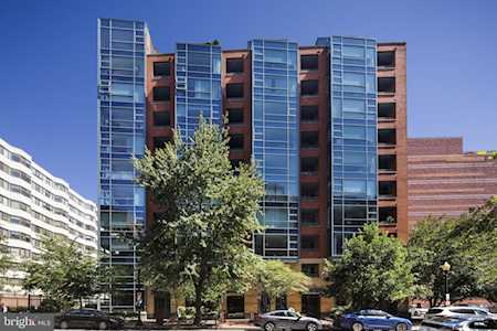 1117 10th St NW #212 Washington, DC 20001