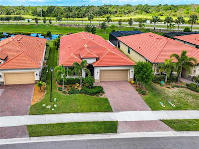 10117 Colubrina Dr Venice, FL 34293