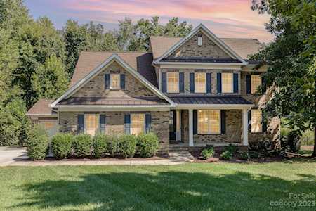 12403 Elkhorn Dr Charlotte, NC 28278