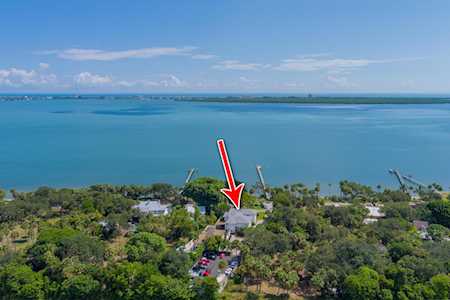 1009 S Indian River Drive Fort Pierce, FL 34950