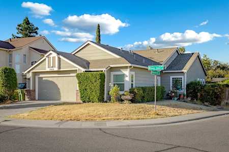 7836 Bonny Downs Way Elk Grove, CA 95758
