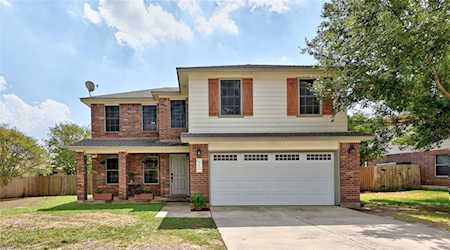 360 Carolyns WAY Buda, TX 78610