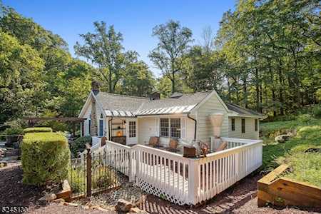 280 Hardscrabble Rd Bernardsville Boro, NJ 07924