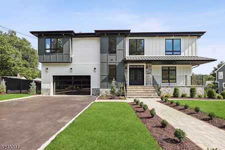 1306 Pleasant Valley Way West Orange Twp., NJ 07052