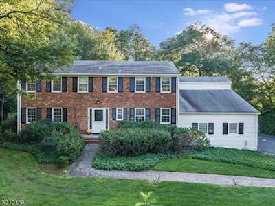 8 Princeton Rd Livingston Twp., NJ 07039