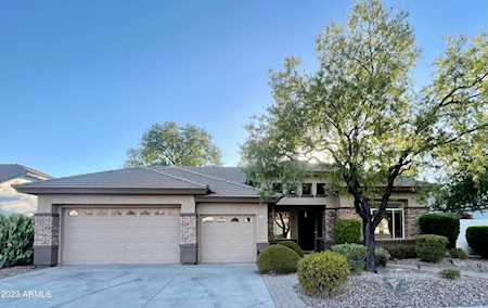 2740 S Honeysuckle Lane Gilbert, AZ 85295