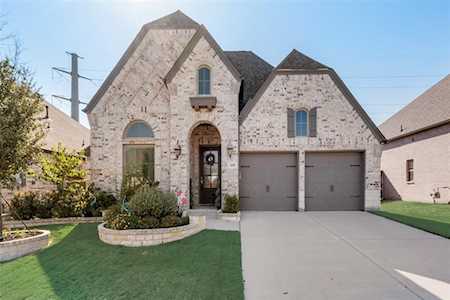 3609 Honey Suckle Lane Little Elm, TX 75068