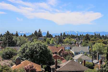 8329 21st Ave NW Seattle, WA 98117