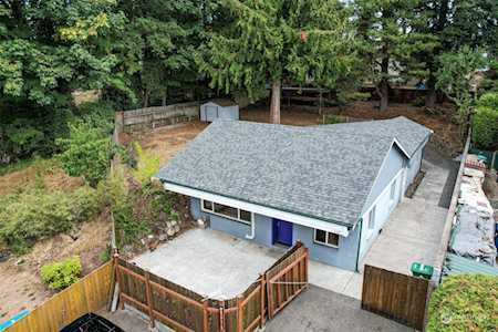 528 N 170th Ct Shoreline, WA 98133