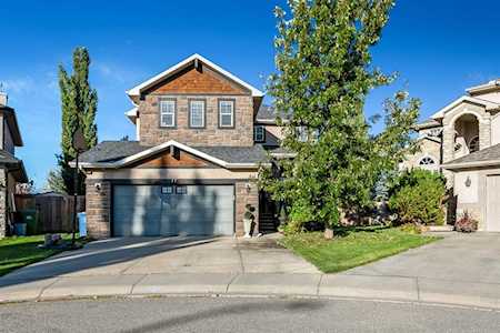 77 Evercreek Bluffs Crescent SW Calgary, AB T2Y 4P2