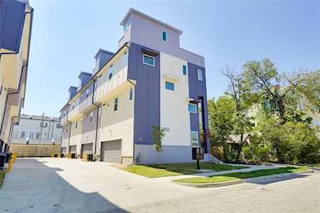 2805 Weisenberger Street #502 Fort Worth, TX 76107