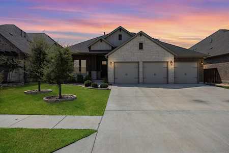 424 Leon LOOP Liberty Hill, TX 78642
