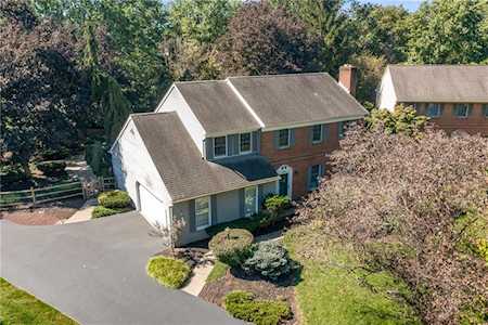 3525 Regent Ct Allentown, PA 18103