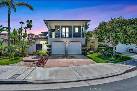 19102 Callaway Circle Huntington Beach, CA 92648