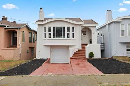 579 Flood Ave San Francisco, CA 94116 CA 94112