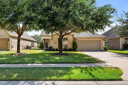 9234 E Canyon Lake Springs Dr Cypress, TX 77433