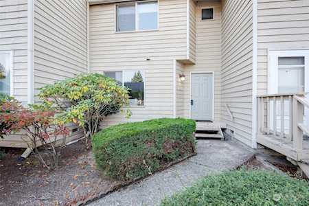 1221 NE Jasmine Lane Bremerton, WA 98311