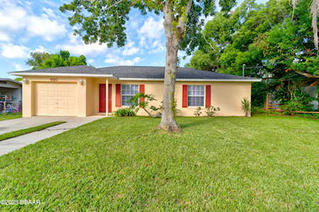 920 Hibiscus Avenue Holly Hill, FL 32117