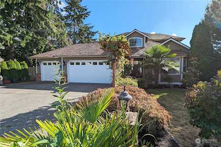 4116 176th Place SW Lynnwood, WA 98037