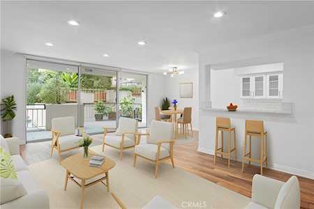 7260 Hillside Ave #105 Los Angeles, CA 90046