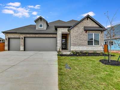 1016 Dog Iron ST Georgetown, TX 78633
