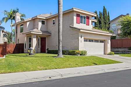 2364 Moonlight Gln Escondido, CA 92026