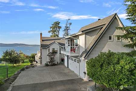 436 W North Camano Dr Camano Island, WA 98282