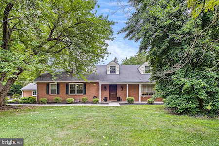 107 Augustine Cut Off Wilmington, DE 19803