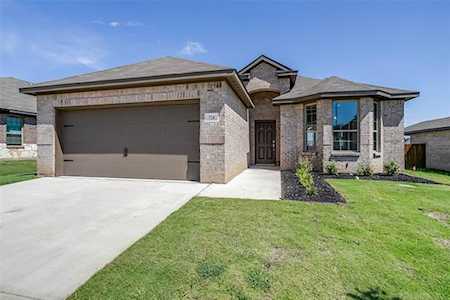 724 Vaquero Street White Settlement, TX 76108