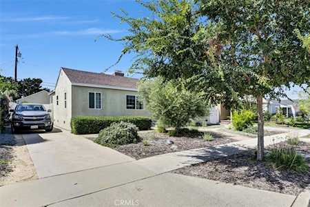 4213 Falcon Ave Long Beach, CA 90807