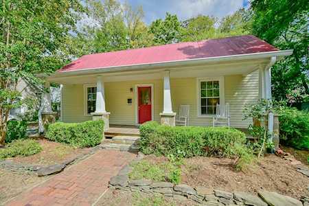 200 Oak Avenue Carrboro, NC 27510