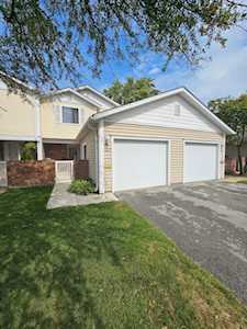 608 Bayview Point Schaumburg, IL 60194