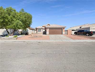 5224 Painted Pebble St North Las Vegas, NV 89081