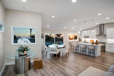 1552 Monmouth Drive San Diego, CA 92109