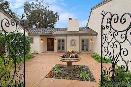 16902 Via De Santa Fe #2 Rancho Santa Fe, CA 92067