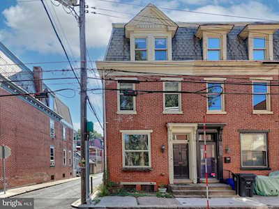 1716 Susquehanna St Harrisburg, PA 17102