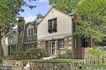 811 Chetworth Place Alexandria, VA 22314