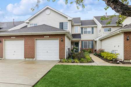 2781 Odlum Dr #2 Schaumburg, IL 60194